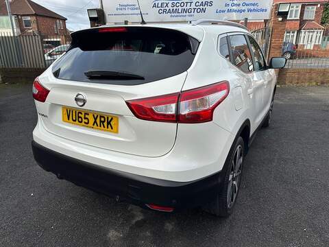 Nissan Qashqai 1.2 DIG-T Tekna XTRON 2WD Euro 6 (s/s) 5dr - U79899