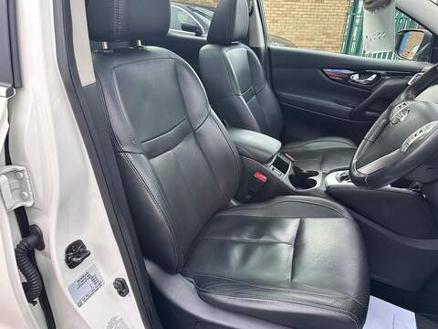 Nissan Qashqai 1.2 DIG-T Tekna XTRON 2WD Euro 6 (s/s) 5dr - U79899