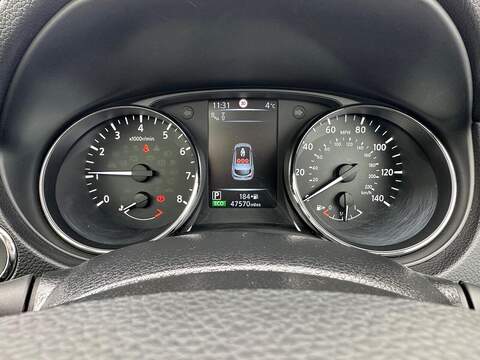 Nissan Qashqai 1.2 DIG-T Tekna XTRON 2WD Euro 6 (s/s) 5dr - U79899