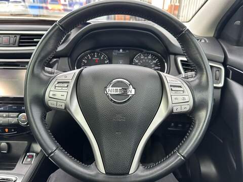 Nissan Qashqai 1.2 DIG-T Tekna XTRON 2WD Euro 6 (s/s) 5dr - U79899
