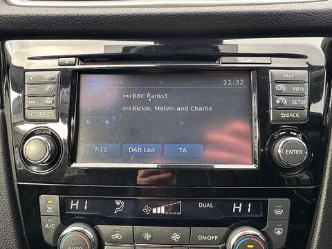 Nissan Qashqai 1.2 DIG-T Tekna XTRON 2WD Euro 6 (s/s) 5dr - U79899