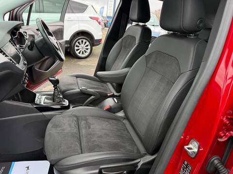 Vauxhall Crossland 1.2 Turbo Ultimate Euro 6 (s/s) 5dr - U79902