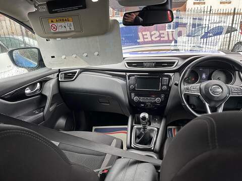 Nissan Qashqai 1.5 dCi Acenta Premium Euro 6 (s/s) 5dr - U79903