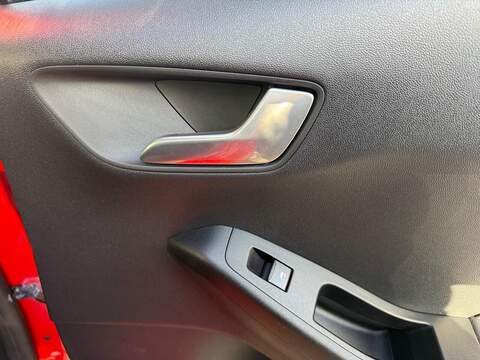 Ford Fiesta Fiesta Titanium Vignale Hatchback 0 Automatic Petrol Hybrid - U79908