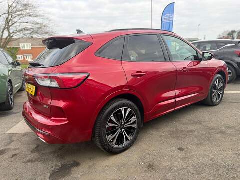Ford Kuga 2.5 EcoBoost Duratec 14.4kWh ST-Line X CVT Euro 6 (s/s) 5dr - U79909