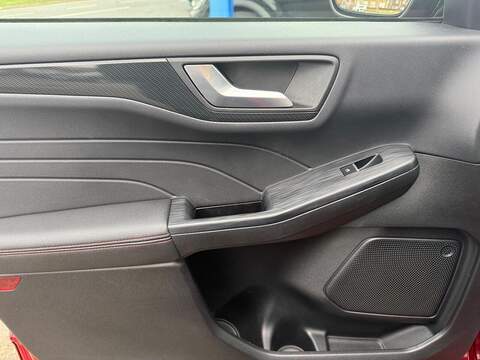 Ford Kuga 2.5 EcoBoost Duratec 14.4kWh ST-Line X CVT Euro 6 (s/s) 5dr - U79909