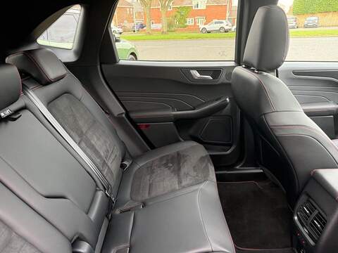 Ford Kuga 2.5 EcoBoost Duratec 14.4kWh ST-Line X CVT Euro 6 (s/s) 5dr - U79909