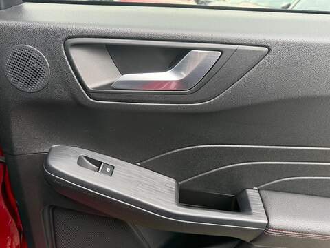 Ford Kuga 2.5 EcoBoost Duratec 14.4kWh ST-Line X CVT Euro 6 (s/s) 5dr - U79909