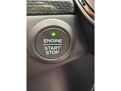 Ford Kuga 2.5 EcoBoost Duratec 14.4kWh ST-Line X CVT Euro 6 (s/s) 5dr - U79909