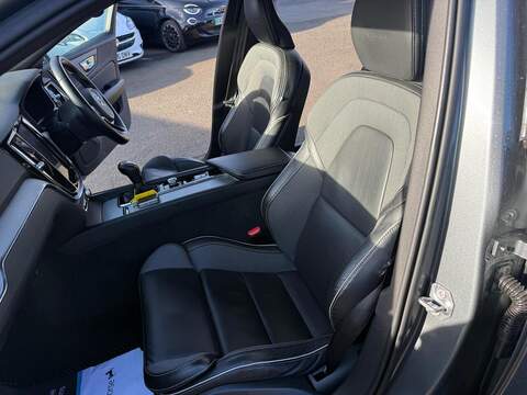 Volvo V60 2.0 D4 R-Design Estate 5dr Diesel Manual Euro 6 (s/s) (190 ps) - U79915