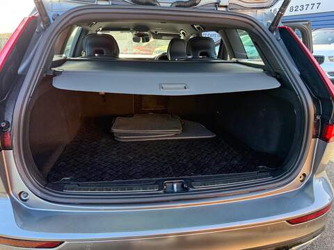 Volvo V60 2.0 D4 R-Design Estate 5dr Diesel Manual Euro 6 (s/s) (190 ps) - U79915