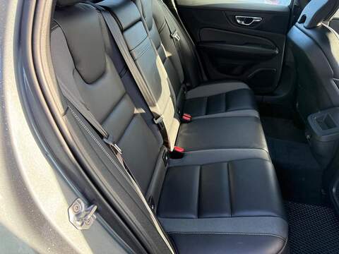 Volvo V60 2.0 D4 R-Design Estate 5dr Diesel Manual Euro 6 (s/s) (190 ps) - U79915