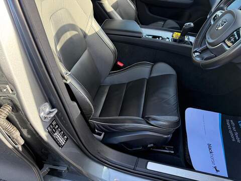 Volvo V60 2.0 D4 R-Design Estate 5dr Diesel Manual Euro 6 (s/s) (190 ps) - U79915