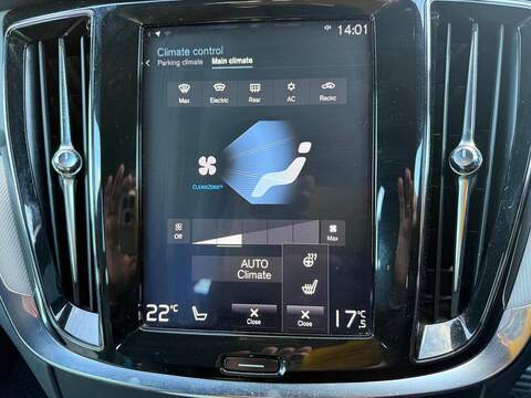 Volvo V60 2.0 D4 R-Design Estate 5dr Diesel Manual Euro 6 (s/s) (190 ps) - U79915