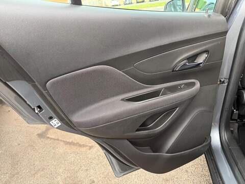 Vauxhall Mokka X 1.4i Turbo ecoTEC Design Nav SUV 5dr Petrol Manual Euro 6 (s/s) (140 ps) - U79917