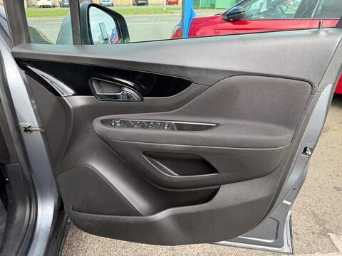 Vauxhall Mokka X 1.4i Turbo ecoTEC Design Nav SUV 5dr Petrol Manual Euro 6 (s/s) (140 ps) - U79917
