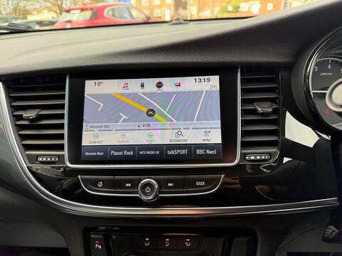 Vauxhall Mokka X 1.4i Turbo ecoTEC Design Nav SUV 5dr Petrol Manual Euro 6 (s/s) (140 ps) - U79917