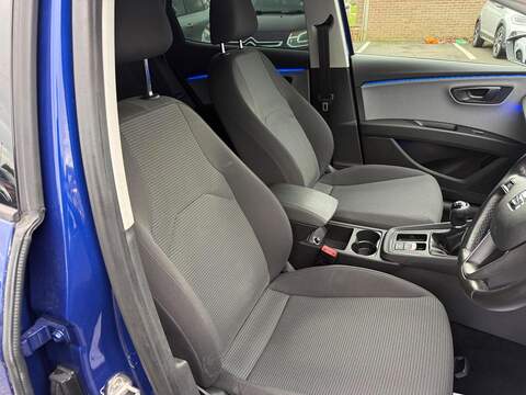 SEAT Leon 1.0 TSI SE Dynamic Hatchback 5dr Petrol Manual Euro 6 (s/s) (115 ps) - U79920