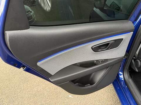 SEAT Leon 1.0 TSI SE Dynamic Hatchback 5dr Petrol Manual Euro 6 (s/s) (115 ps) - U79920