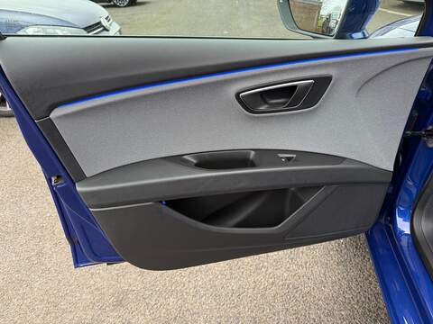 SEAT Leon 1.0 TSI SE Dynamic Hatchback 5dr Petrol Manual Euro 6 (s/s) (115 ps) - U79920