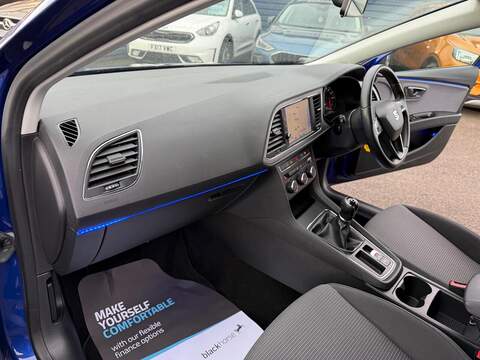 SEAT Leon 1.0 TSI SE Dynamic Hatchback 5dr Petrol Manual Euro 6 (s/s) (115 ps) - U79920