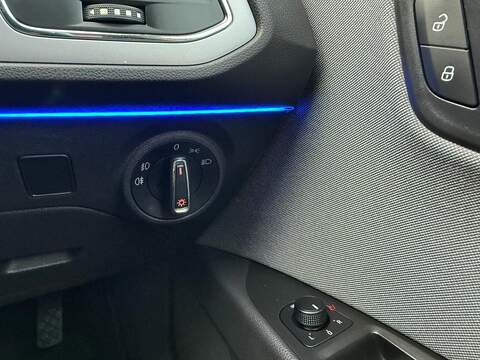 SEAT Leon 1.0 TSI SE Dynamic Hatchback 5dr Petrol Manual Euro 6 (s/s) (115 ps) - U79920