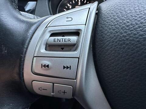 Nissan Qashqai 1.6 dCi N-Connecta 4WD Euro 6 (s/s) 5dr - U79925