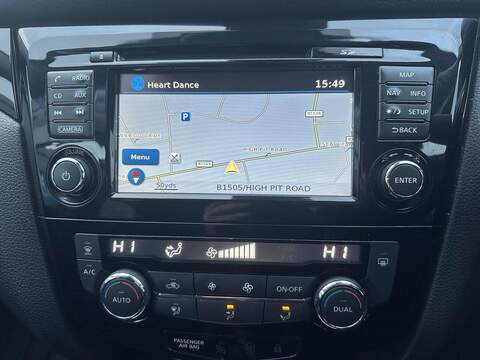 Nissan Qashqai 1.6 dCi N-Connecta 4WD Euro 6 (s/s) 5dr - U79925