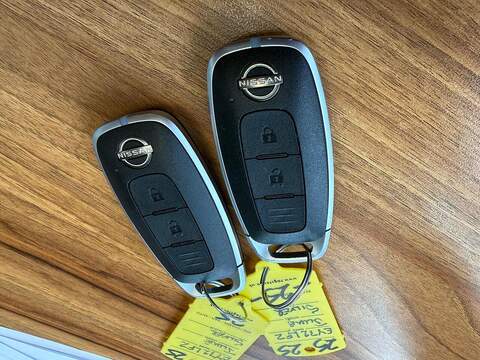 Nissan Juke 1.0 DIG-T Tekna DCT Auto Euro 6 (s/s) 5dr - U79926