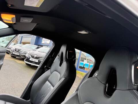 Nissan Juke 1.0 DIG-T Tekna DCT Auto Euro 6 (s/s) 5dr - U79926