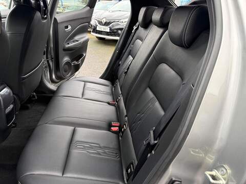 Nissan Juke 1.0 DIG-T Tekna DCT Auto Euro 6 (s/s) 5dr - U79926