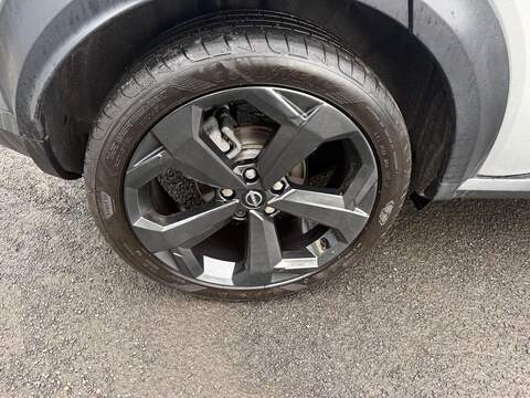 Nissan Juke 1.0 DIG-T Tekna DCT Auto Euro 6 (s/s) 5dr - U79926
