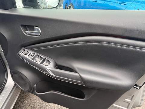 Nissan Juke 1.0 DIG-T Tekna DCT Auto Euro 6 (s/s) 5dr - U79926