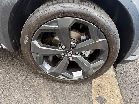 Nissan Juke 1.0 DIG-T Tekna DCT Auto Euro 6 (s/s) 5dr - U79926