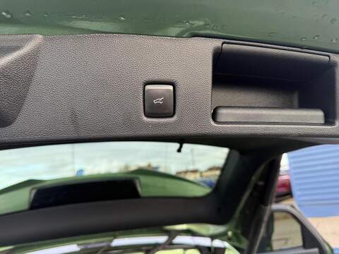 Ford Kuga 2.5h Duratec ST-Line X CVT Euro 6 (s/s) 5dr - U79928