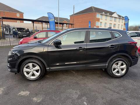 Nissan Qashqai 1.3 DIG-T Acenta Premium Euro 6 (s/s) 5dr - U79931