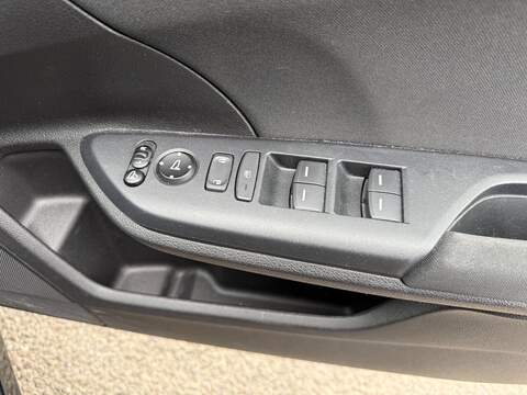 Honda Civic 1.0 VTEC Turbo SR Hatchback 5dr Petrol Manual Euro 6 (s/s) (126 ps) - U79934