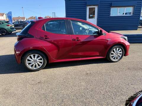 Toyota Yaris 1.5 VVT-h Icon E-CVT Euro 6 (s/s) 5dr - U79935