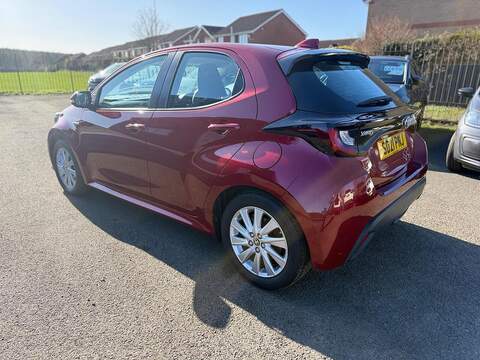 Toyota Yaris 1.5 VVT-h Icon E-CVT Euro 6 (s/s) 5dr - U79935