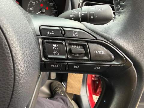 Toyota Yaris 1.5 VVT-h Icon E-CVT Euro 6 (s/s) 5dr - U79935