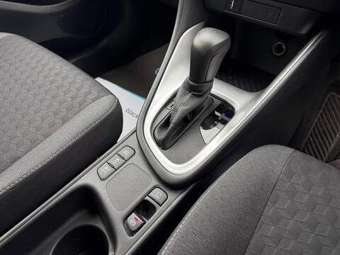 Toyota Yaris 1.5 VVT-h Icon E-CVT Euro 6 (s/s) 5dr - U79935