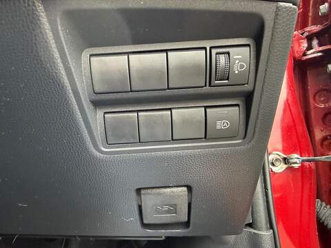 Toyota Yaris 1.5 VVT-h Icon E-CVT Euro 6 (s/s) 5dr - U79935