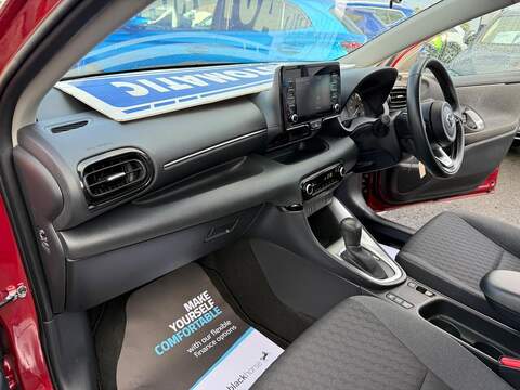 Toyota Yaris 1.5 VVT-h Icon E-CVT Euro 6 (s/s) 5dr - U79935