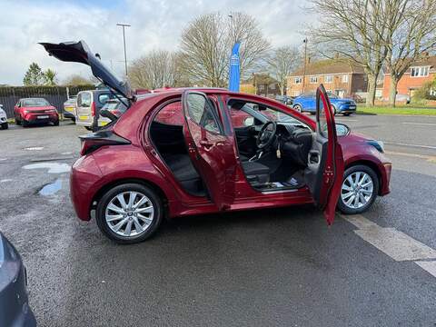 Toyota Yaris 1.5 VVT-h Icon E-CVT Euro 6 (s/s) 5dr - U79935