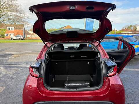 Toyota Yaris 1.5 VVT-h Icon E-CVT Euro 6 (s/s) 5dr - U79935