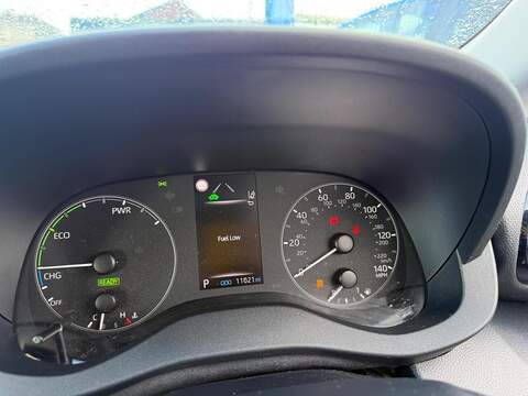 Toyota Yaris 1.5 VVT-h Icon E-CVT Euro 6 (s/s) 5dr - U79935