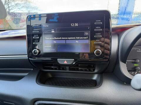 Toyota Yaris 1.5 VVT-h Icon E-CVT Euro 6 (s/s) 5dr - U79935