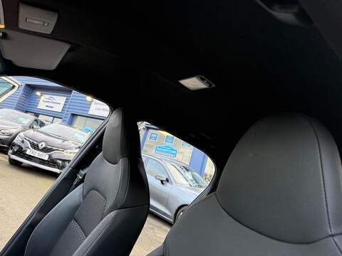 Nissan Juke 1.0 DIG-T N-Connecta SUV 5dr Petrol Manual Euro 6 (s/s) (114 ps) - U79937