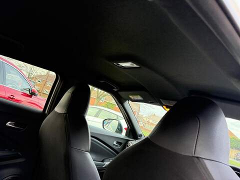 Nissan Juke 1.0 DIG-T N-Connecta SUV 5dr Petrol Manual Euro 6 (s/s) (114 ps) - U79937