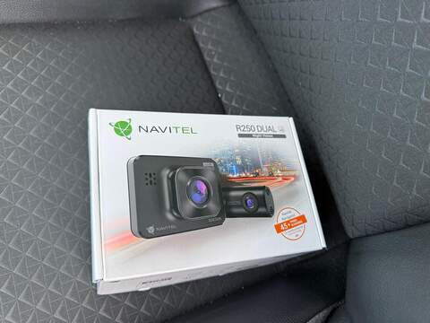 Nissan Juke 1.0 DIG-T N-Connecta SUV 5dr Petrol Manual Euro 6 (s/s) (114 ps) - U79937